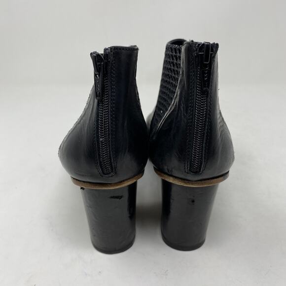 Stephen Venezia Womens 41 US 10.5 Black Ankle Boot Fish Net Block Heels Open Toe - Picture 4 of 9